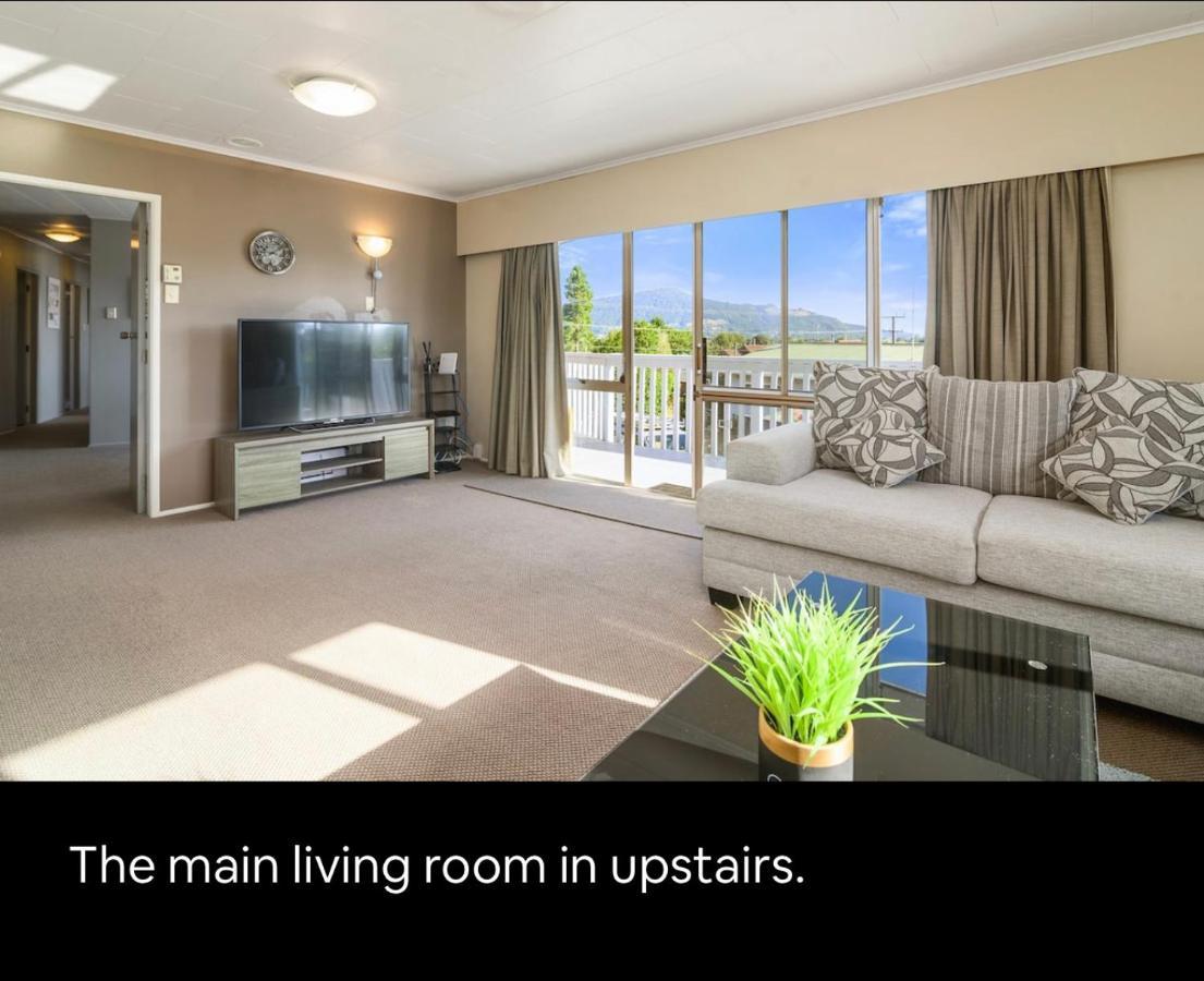 Spacious Utuhina Holiday House Rotorua Exterior photo